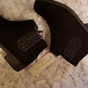BRAND NEW Bobbi Brooks Girls Black Ankle Boots 12